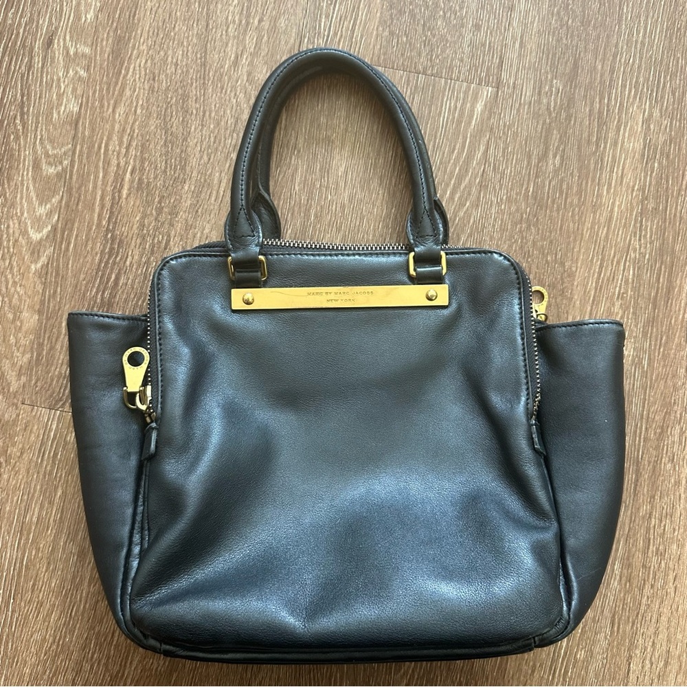 Marc Jacob’s black purse